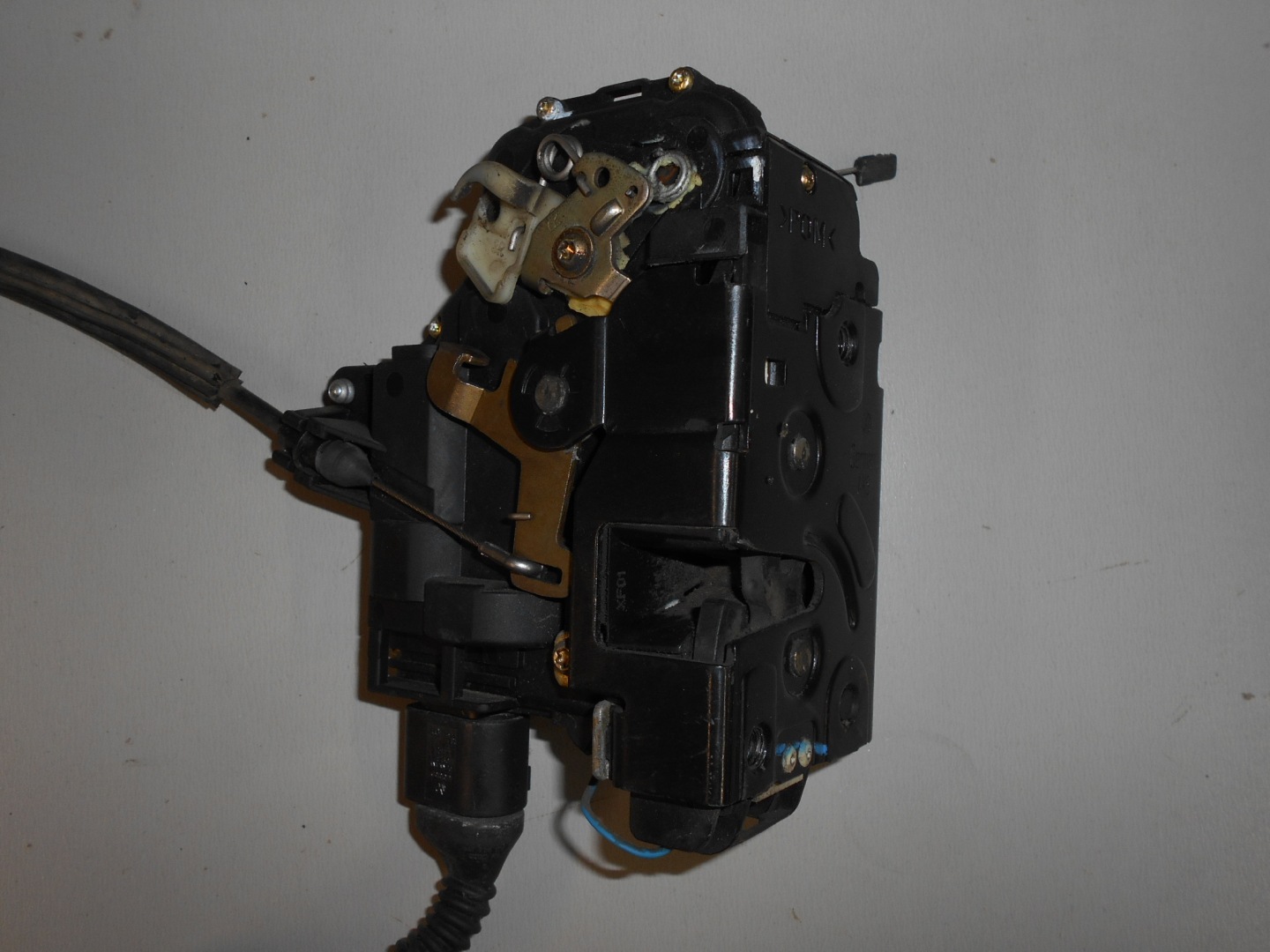 lock door right front VW PASSAT B5