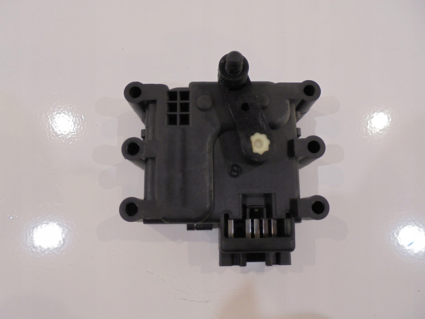 Micro moteur Volet Bouches buses MAZDA 6 et 2724M