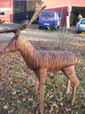 плетеный олень перед твоим домом