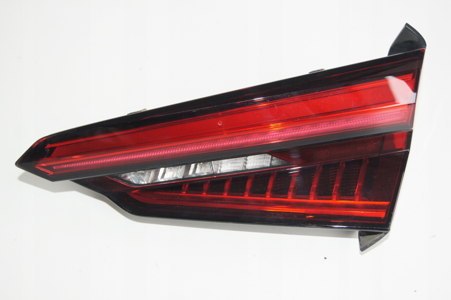 Audi A5 Rückleuchte 8W6945094B Rearlamp - Thumbnail 1