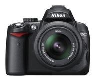 Lustrzanka Nikon D5000 korpus + obiektyw 18-55 + grip + torba