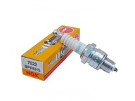 Свеча, светят зажигания ngk bpr6hs - фото
