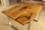 Štýlový dubový stôl Zaliaty živicou !!!!