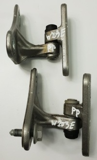 фото thumb №2, Петли дверь правый перед mercedes w203 пара