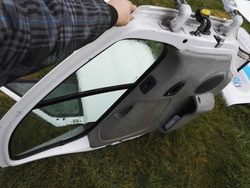 фото thumb №15, Дверь перед trafic vivaro primastar 01-14 белый