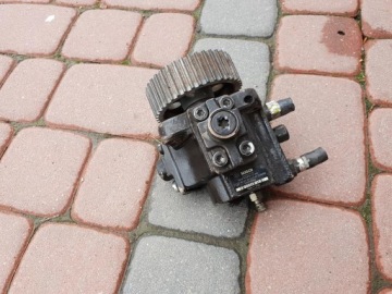 фото thumb №1, Насос впрыскная opel vectra 1.9 cdti 045010128