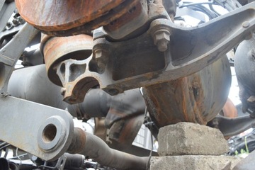 фото thumb №4, Кронштейн подушек delfin основание mercedes actros