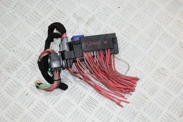 фото thumb №1, Коробка предохранителей scenic iii 3