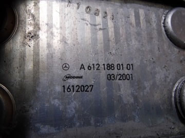 фото thumb №5, Радіатор оливи mercedes w203 2.2cdi a612188010