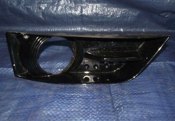 фото thumb №1, Ford mondeo mk3 st рамка решётка противотуманной фары