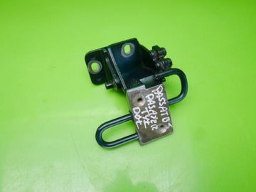 фото thumb №1, Петля двері зад праві dół vw passat b5 96-00 lc6n