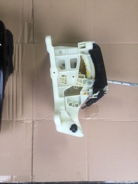 фото thumb №1, Домкрат стержень kia cee'd автомат at 2009 2012