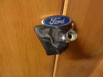 фото thumb №1, Чехол домкрата переключения передач transit mk8 viii 12-