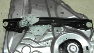 фото thumb №16, Подъемник стекло перед задняя mercedes c-klasa w204