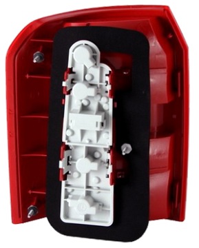 фото thumb №2, Лампа задня задня audi a2 2000-2005 права magneti