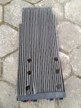 фото thumb №1, Actros mp1 бризковик крила передній правий