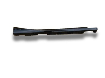 Lexus is гібрид поріг планка накладка права фото №1