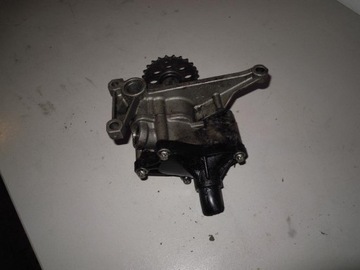 Oil pump 2.2 cdi 6061810801 mercedes, фото