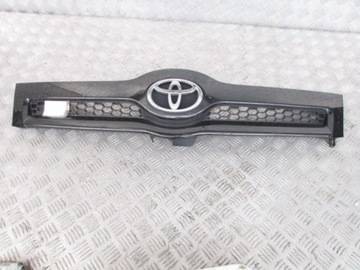 Решетка toyota corolla verso 06r цвет 209, фото