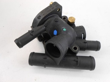 Renault original 8200065390 thermostat housing, фото