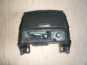 Ashtray cigarette lighter lexus is 220d 2008, фото