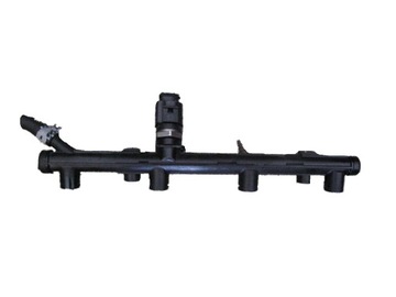 Audi tt 8s 2.0 tfsi fuel rail 06k133681a, фото