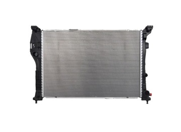 Radiator mercedes a-class w176 a45 cla45 w117 amg a1765000800 a1765000600, фото