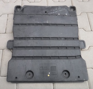 Audi vw защита плита под коробку 5q0825230, фото