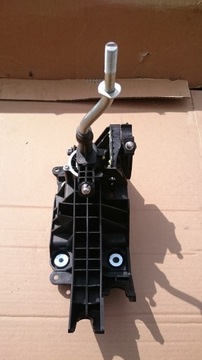 Mazda 3 2 1. 6d 09 - gearshift curtain, фото