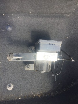 Volvo s40 v50 2. 5t all-wheel drive pump abs dstc 30672508a, фото