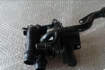 Audi a8 s8 d4 2.0 tfsi pump thermostat 06h121008n, фото