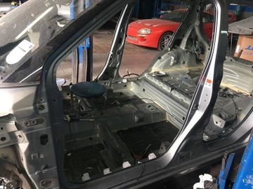 Suzuki swift mk7 11 - 17 left-hand stand a 5-door, фото