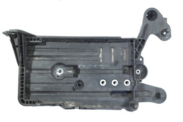 Крепление аккумулятора volkswagen оригинал 5q0915321h, фото