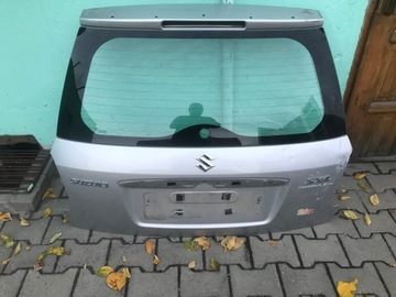 Suzuki sx4 задняя крышка багажника, фото
