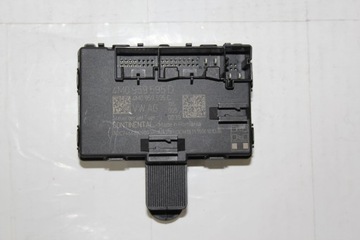 Block rear door right rear left audi q7 4m0959595d, фото