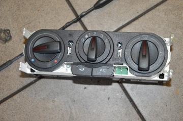 Seat ibiza 6j panel ventilation 6j0820045a, фото