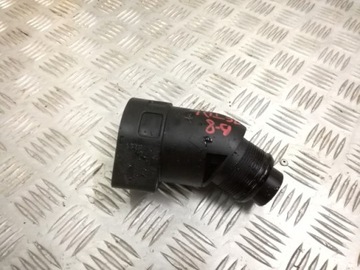 Passat b8 1, 6 tdi shock absorber flange turbo 04l131111q, фото