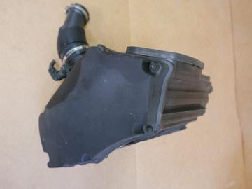 Audi q5 air filter housing 80a133835b 2. 0tdi, фото