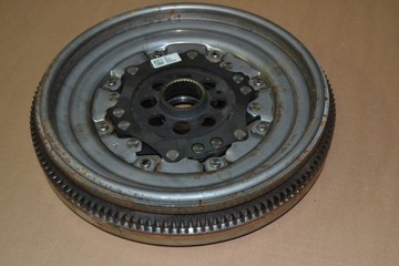 Vw golf vii r двухмассовый маховик 06k105266p audi a3, фото