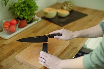Nóż FISKARS Edge 978308 (19 cm)