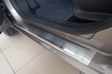 HONDA INSIGHT VRSTVA  PRAHU OCEL POLYURETAN 8X