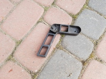 ŚLIZG ZDERZAKA OPEL INSIGNIA TYŁ LEWY 13239119