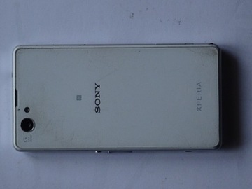 Сенсорный смартфон Sony Xperia Z1 Compact D5503