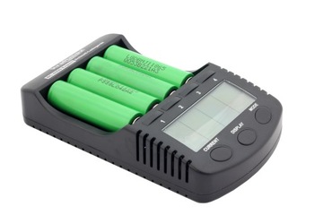 4 x LG BMJ1 3500mAh + ŁADOWARKA LCD BC-4000