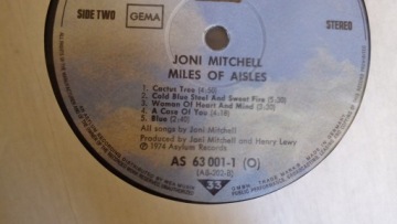 ДЖОНИ МИТЧЕЛЛ... «Miles of Aisles» — 2LP-1D-1974