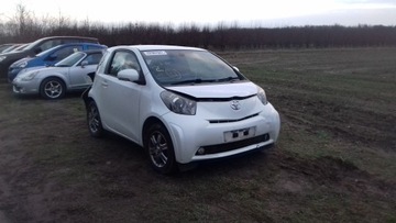 TOYOTA IQ SKLO (OKNO) KAROSERIE ZADNÍ LEVÝ