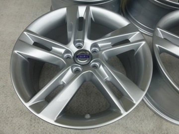 Oryginalne VOLVO V40 XC60 V50 V60 R-DESIGNE 17''