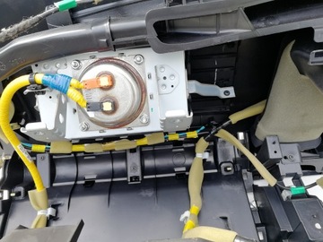 TOYOTA FJ CRUISER DESKA KOKPIT KONZOLA AIRBAG