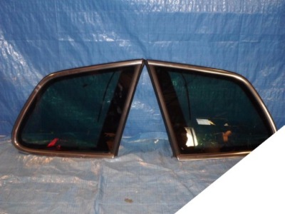 Vw touareg fl скло кузовна права оригінал фото №1