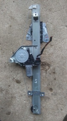 Mitsubishi grandis підйомник скло лівий задня фото №1